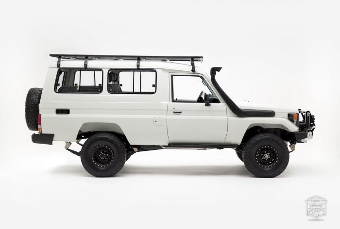 1992 Toyota Land Cruiser HZJ75 – The Redefinition of Family Overlander