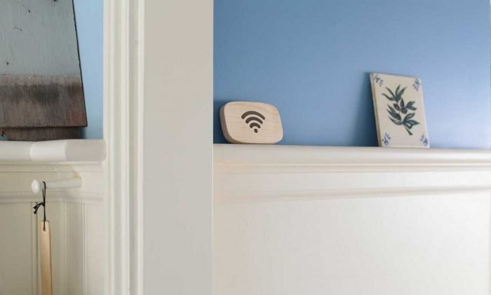 Ten One Design Wifi Porter: Help your guests get online with a simple tap