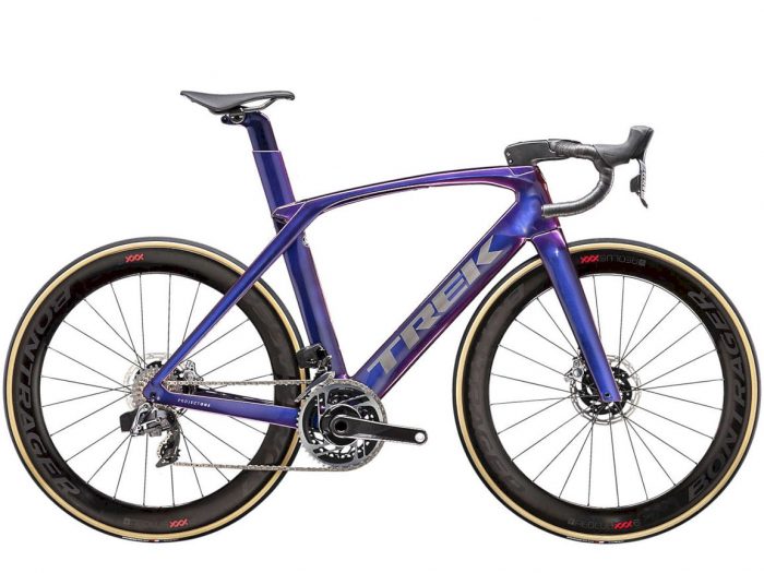 Trek Madone SLR 9 Disc eTap: Perfection in Aerodynamics. Quality in ...