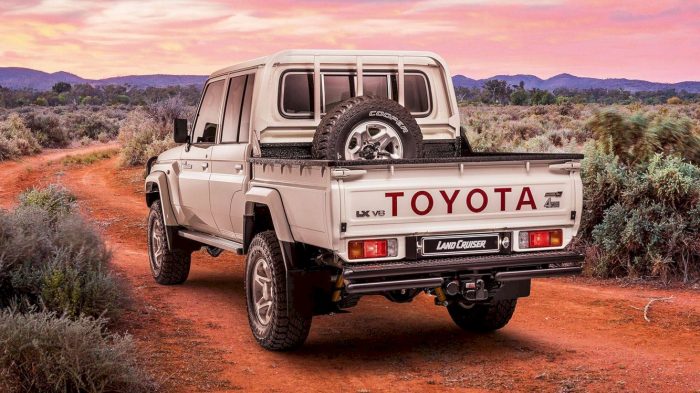 Toyota Land Cruiser 70 Series Namib: Master of Africa – Bravely Combat ...