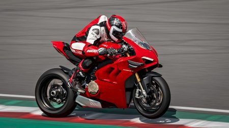 2020 Ducati Panigale V4: The Science of Speed