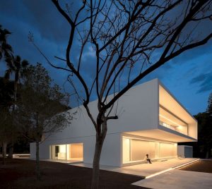 House Between The Pine Forest By Fran Silvestre Arquitectos 6