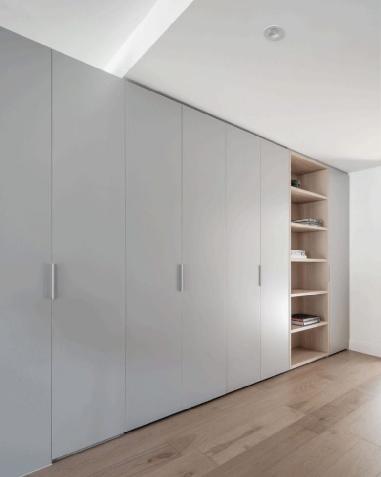 Carlton Apartment by Tom Eckersley Architects: A Light Color Palette ...
