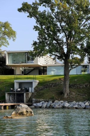 House On The Lake 9